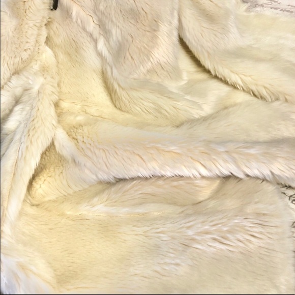 Scoop NYC white faux fur shearling vest - Picture 2 of 5
